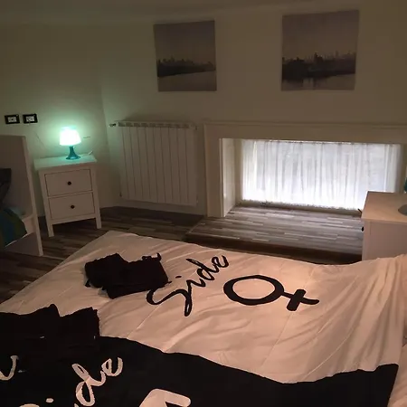דירה Inner City Hostel *