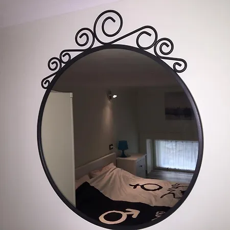 Inner City Hostel דירה *